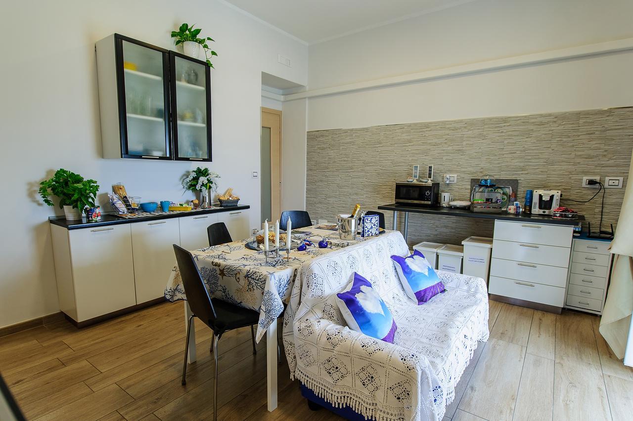 Margherita'S Apartment Salerno Kültér fotó